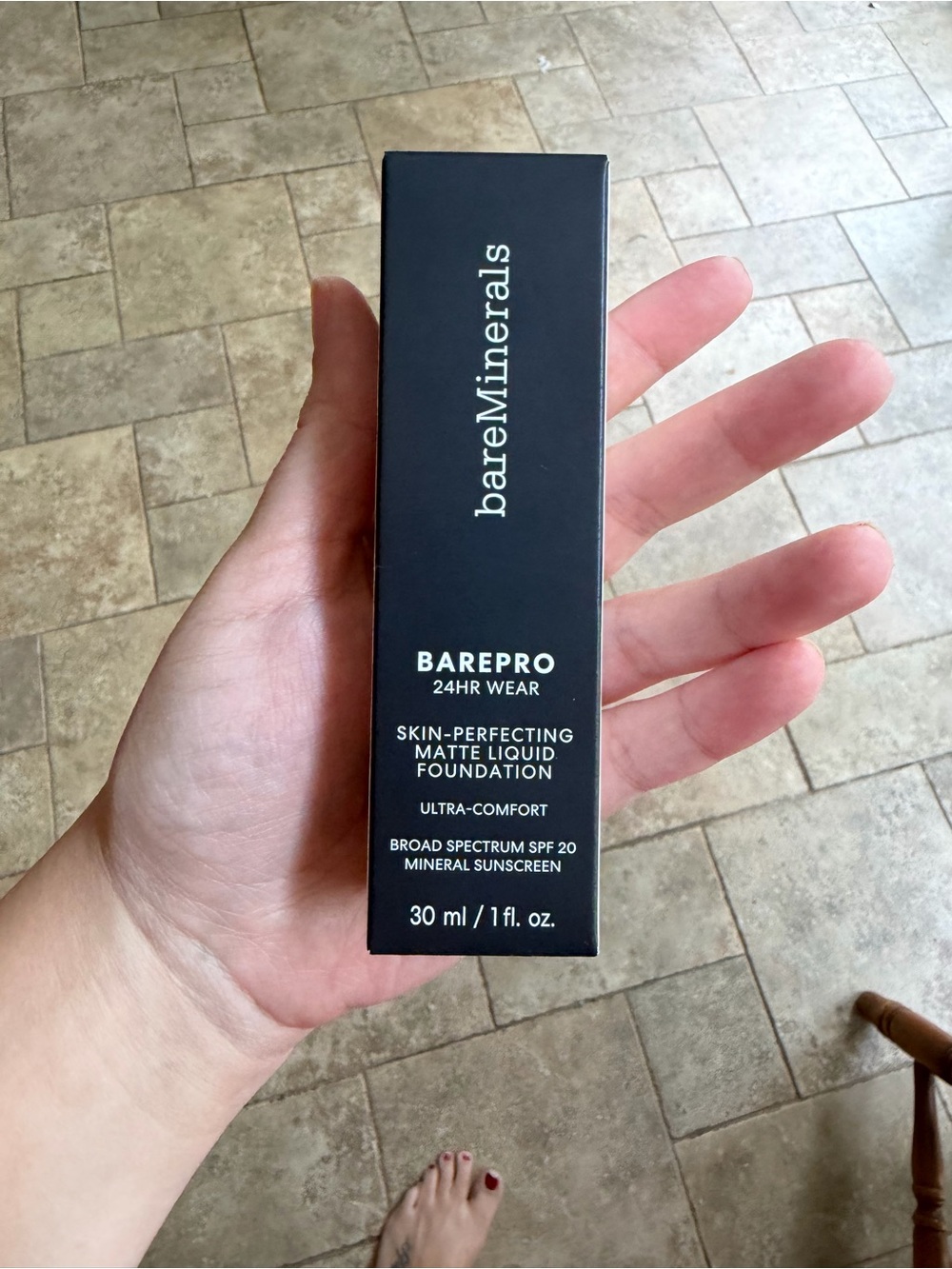 bareMinerals BAREPRO Matte Liquid Foundation - 27 light neutral